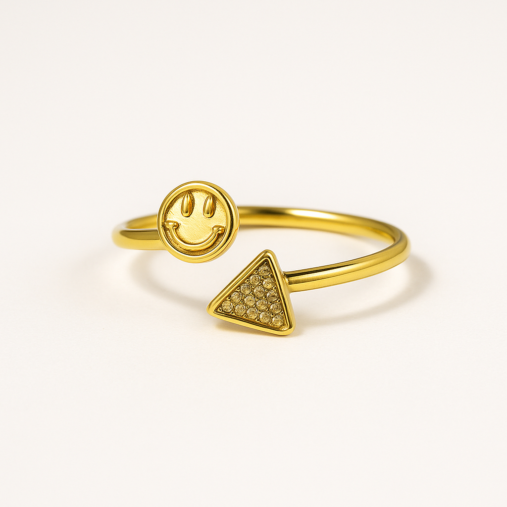 Happy Triangle Ring
