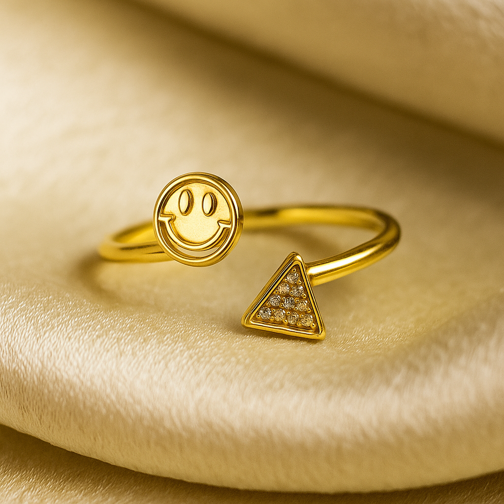 Happy Triangle Ring