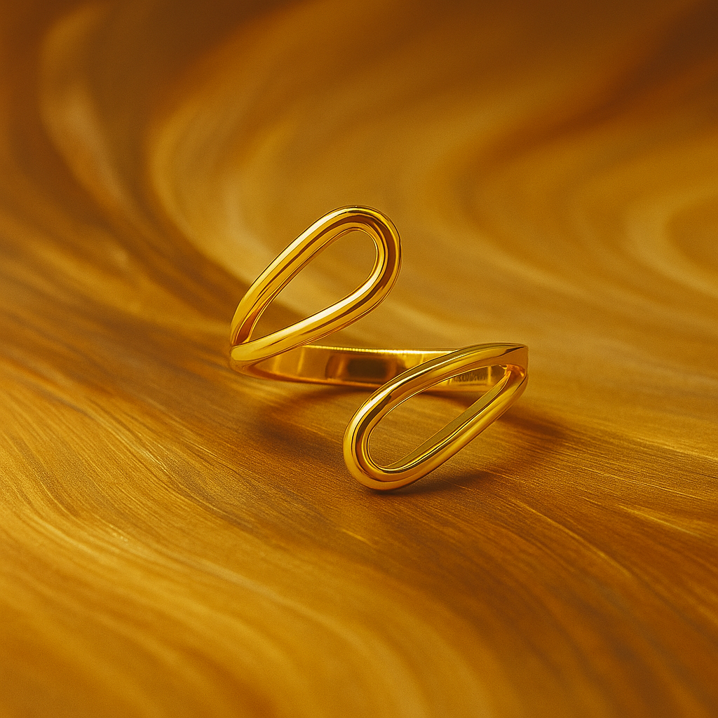 Flowing Curve Ring