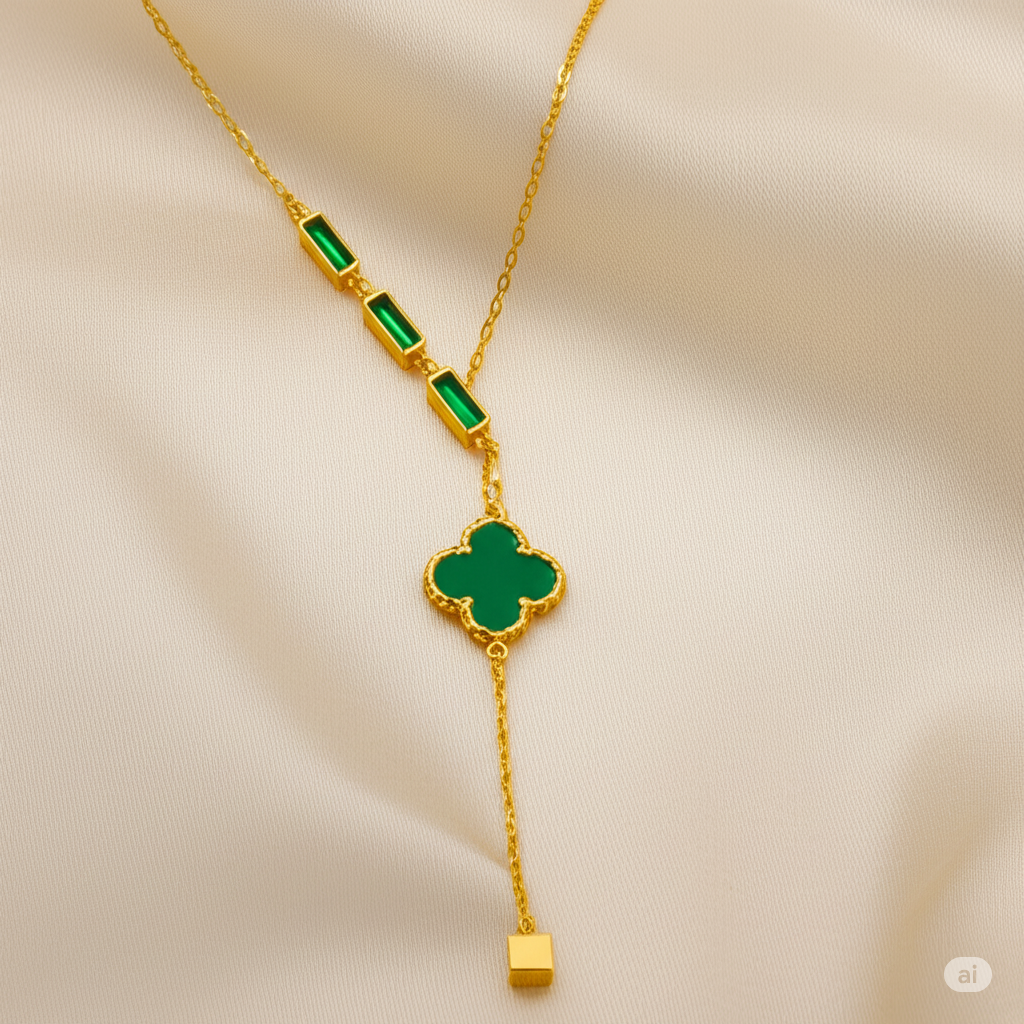Green Clover Necklace