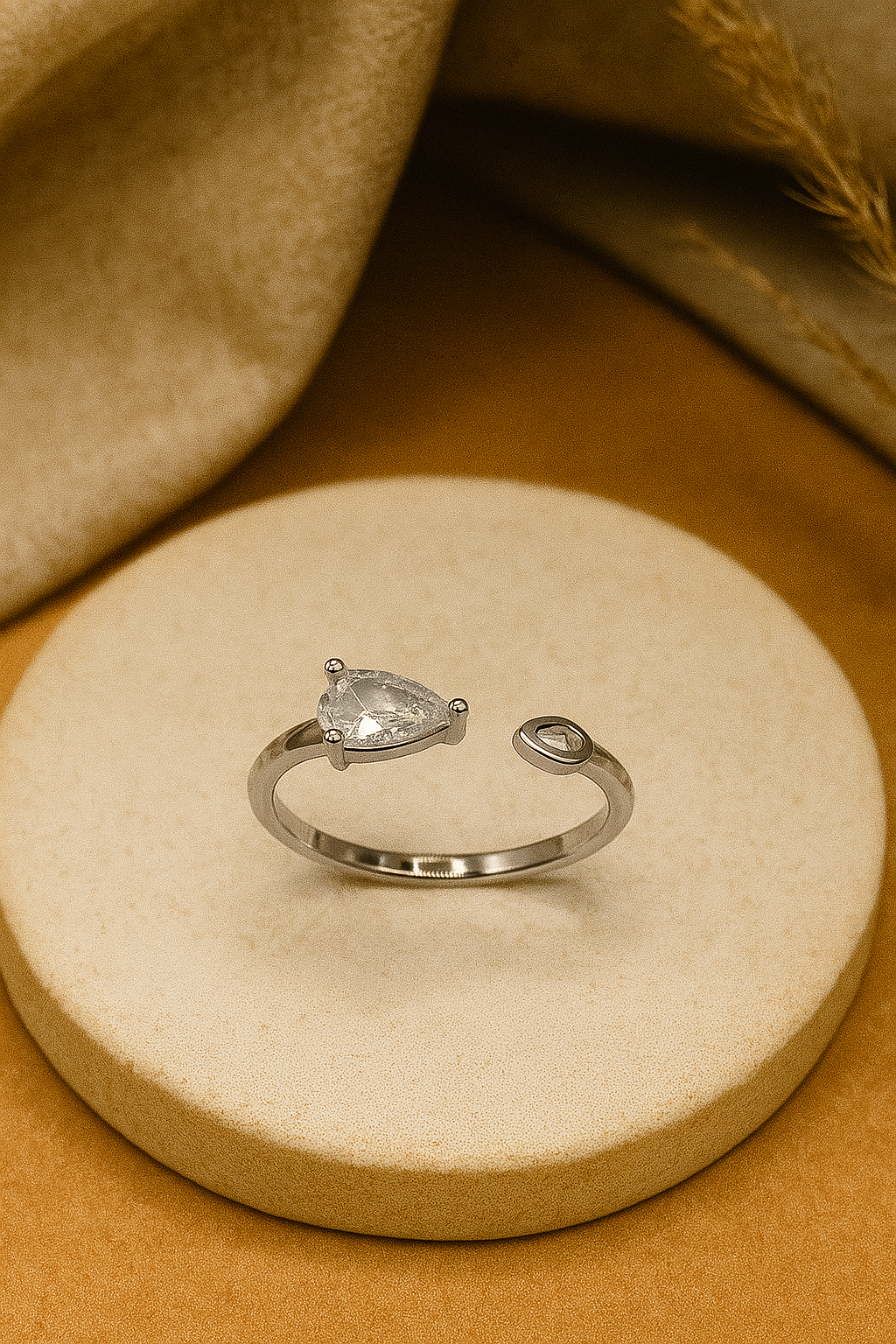 Pear Embrace Ring