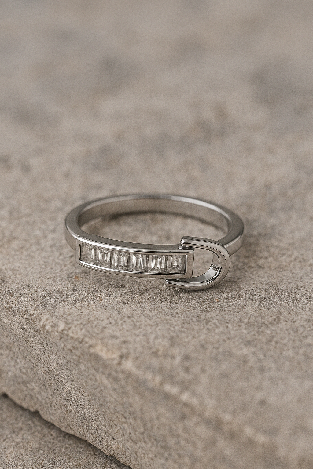 Structured Crystal Ring
