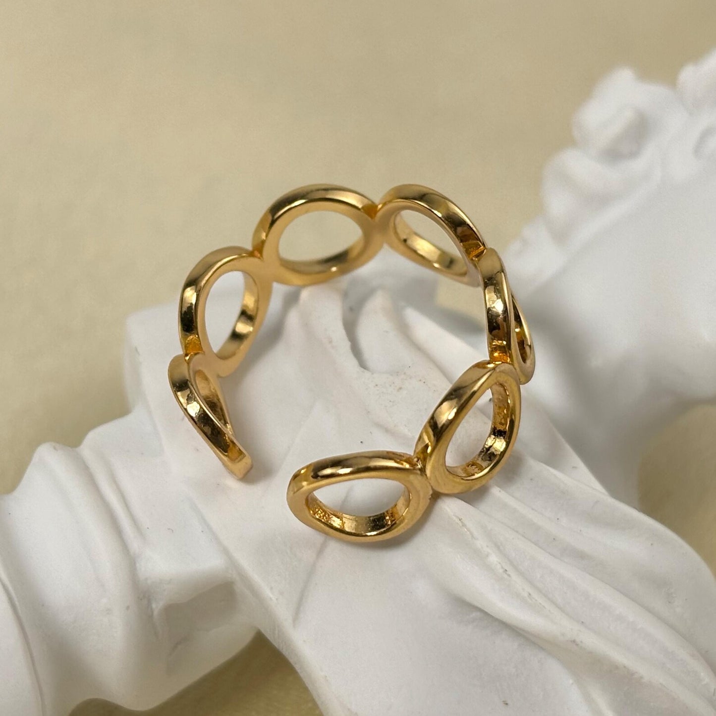 Oval Link Open Ring – Yellow Gold Plated, Anti-Tarnish, Hypoallergenic Fashion Jewelry