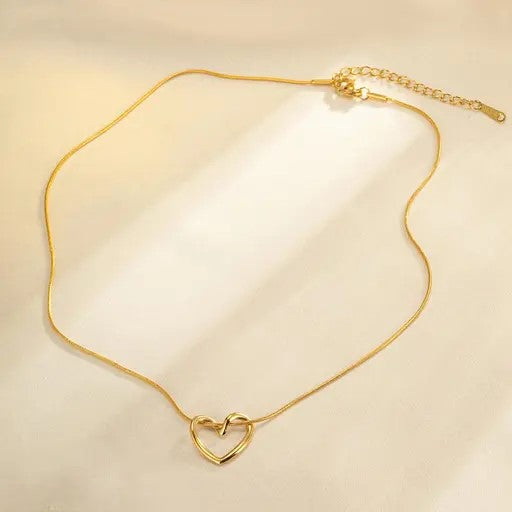 minimalist Heart's Curve Necklace with gold plating, symbolizing love - Peppy Pink 