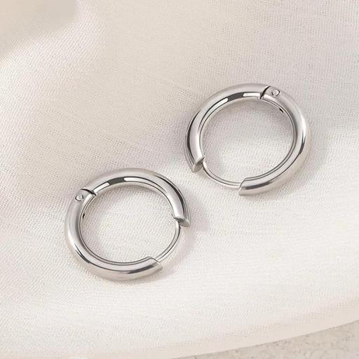 Everyday rhodium-plated hoops for women