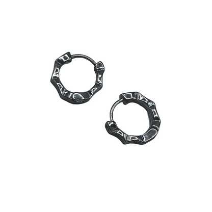 Sleek minimalist hoop earrings with geometric detail – Peppy Pink
