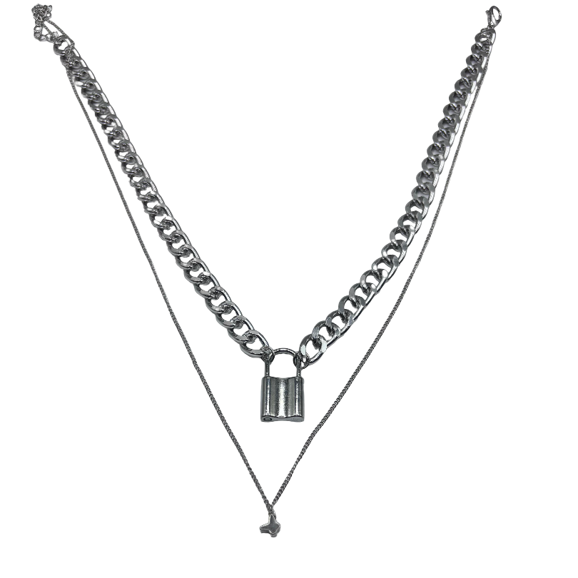 Bold fashion necklace with thick gold chain and lock pendant