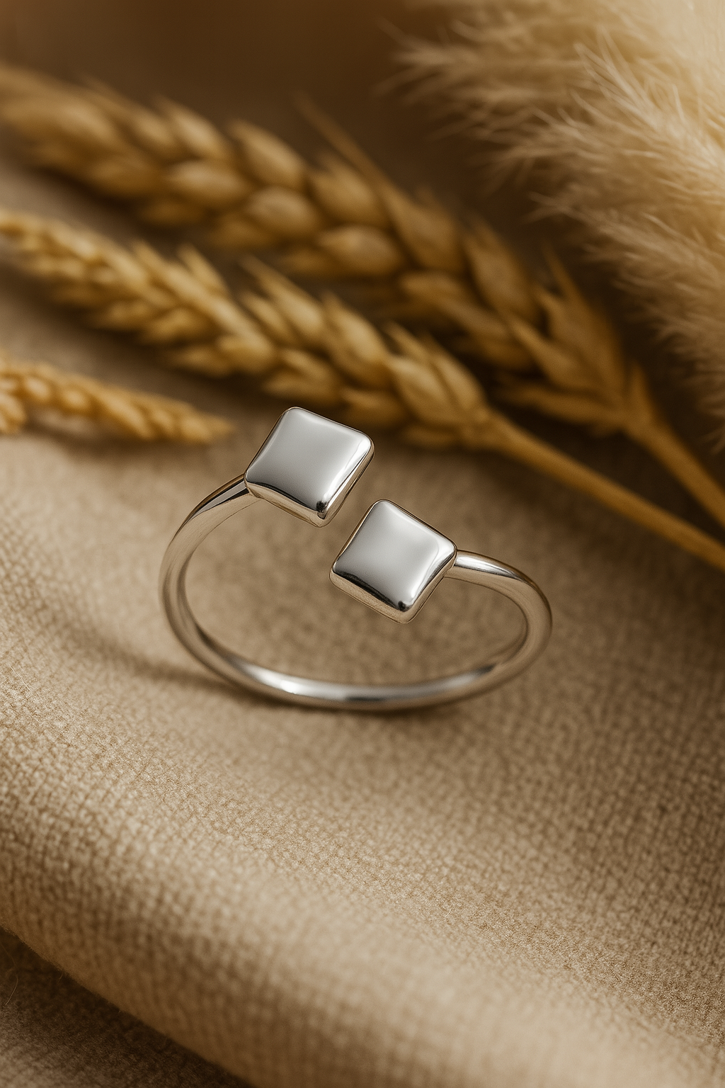 Kite Ring