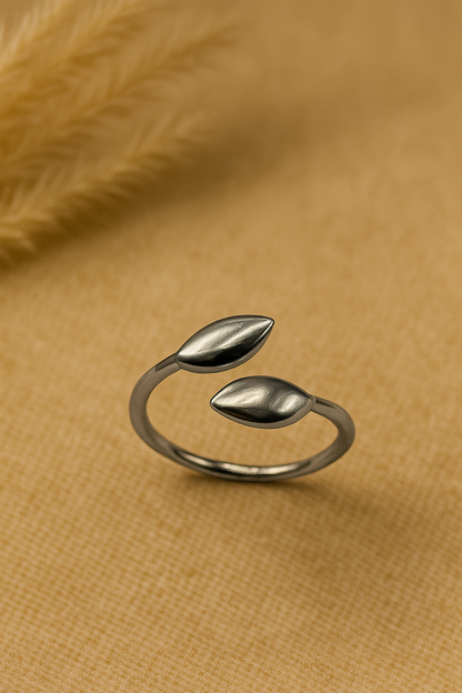 Leaf Bud Ring