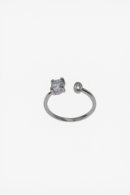 Sparkling Round Ring