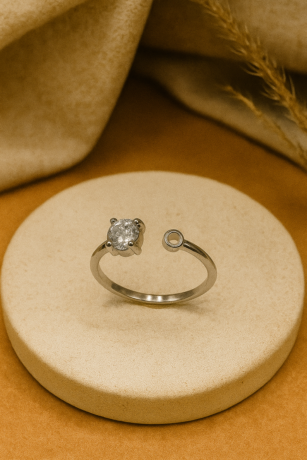 Pear & Round Ring