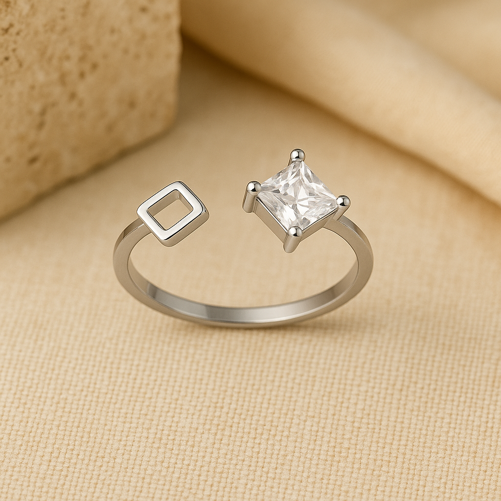 Minimalist Rhombus Ring