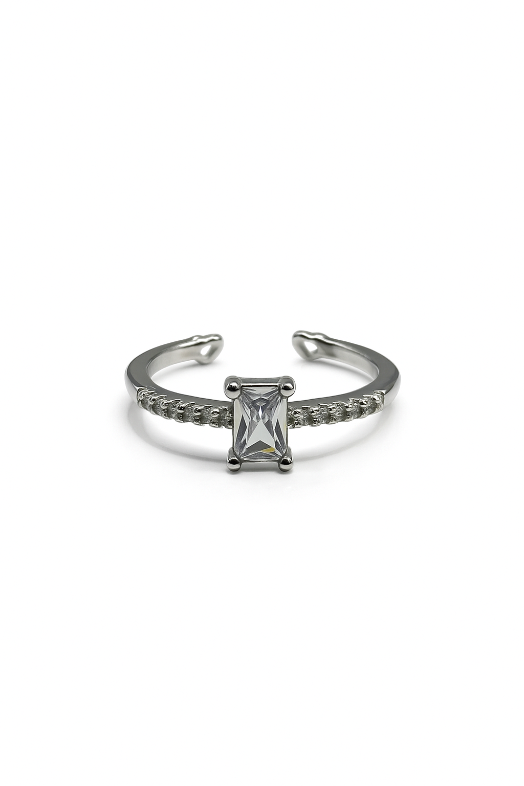 Sparkling Emerald Cut Ring