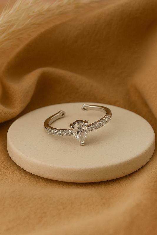 Dazzling Pear Ring