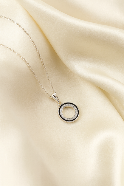 Black & White Circle Necklace