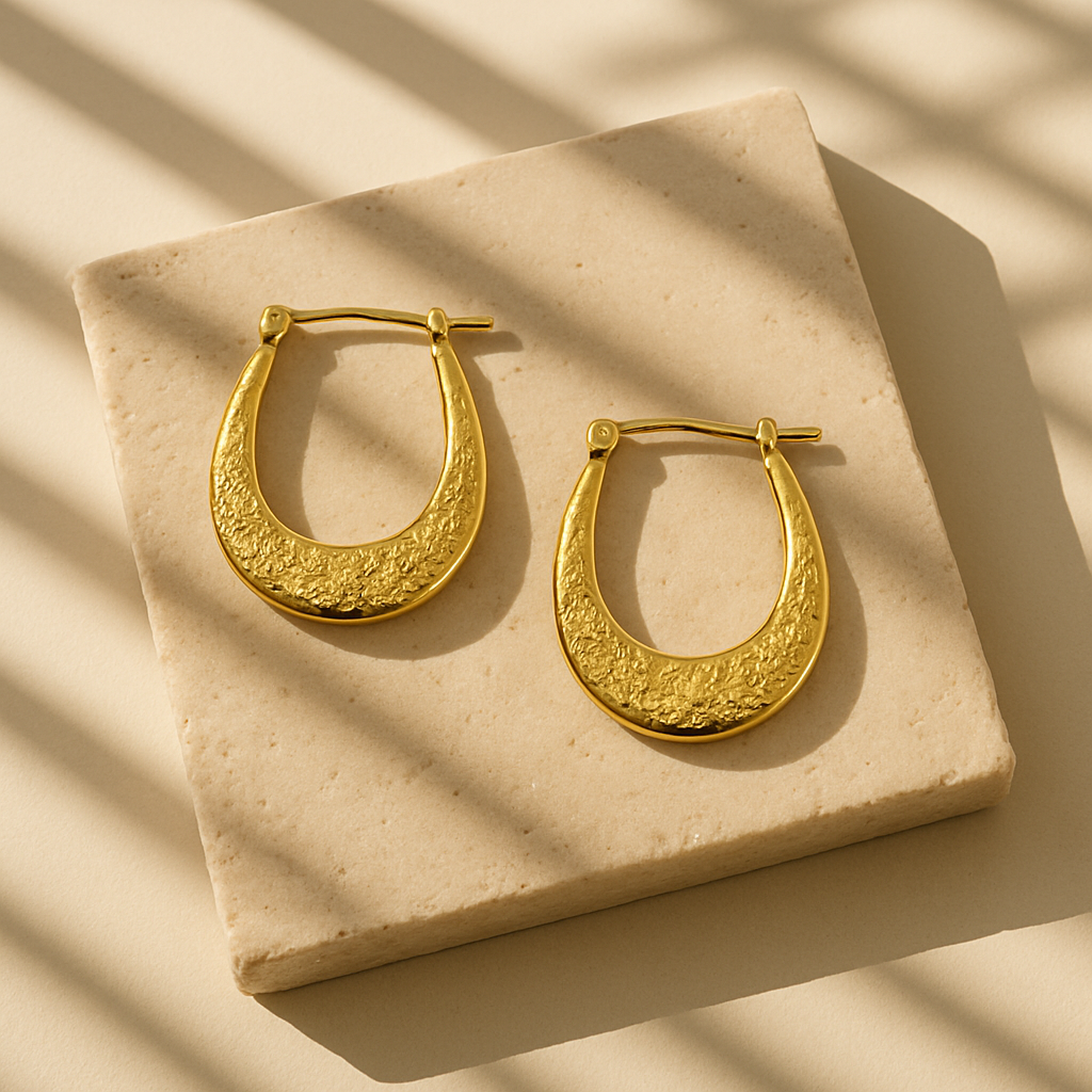 Gleam Curve Earrings