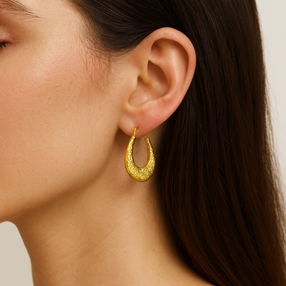 Gleam Curve Earrings