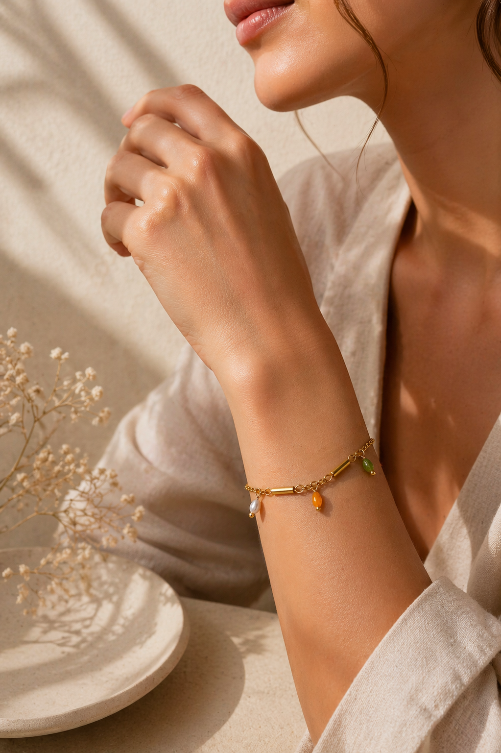 Minimal Drop Charm Gold Bracelet