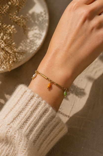 Minimal Drop Charm Gold Bracelet