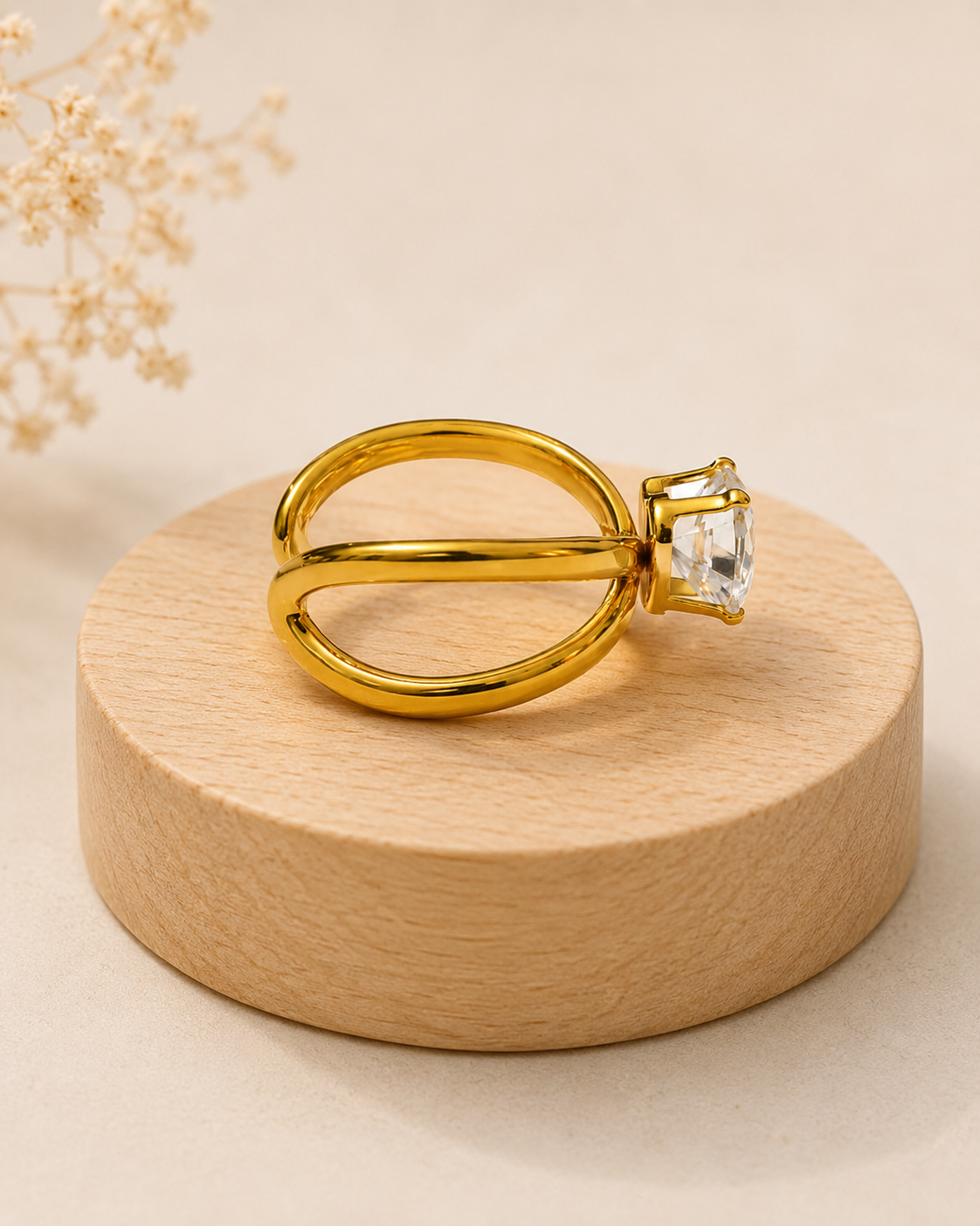 Luvia Heart Crystal Minimal Ring