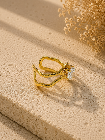 Nerina Crystal Curve Minimal Ring