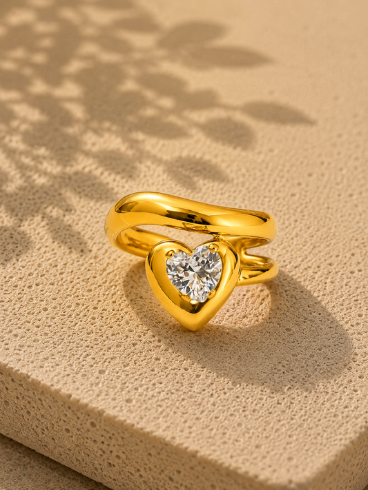 Amoura Heart Crystal Luxe Ring