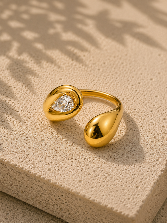 Diora Teardrop Crystal Minimal Ring