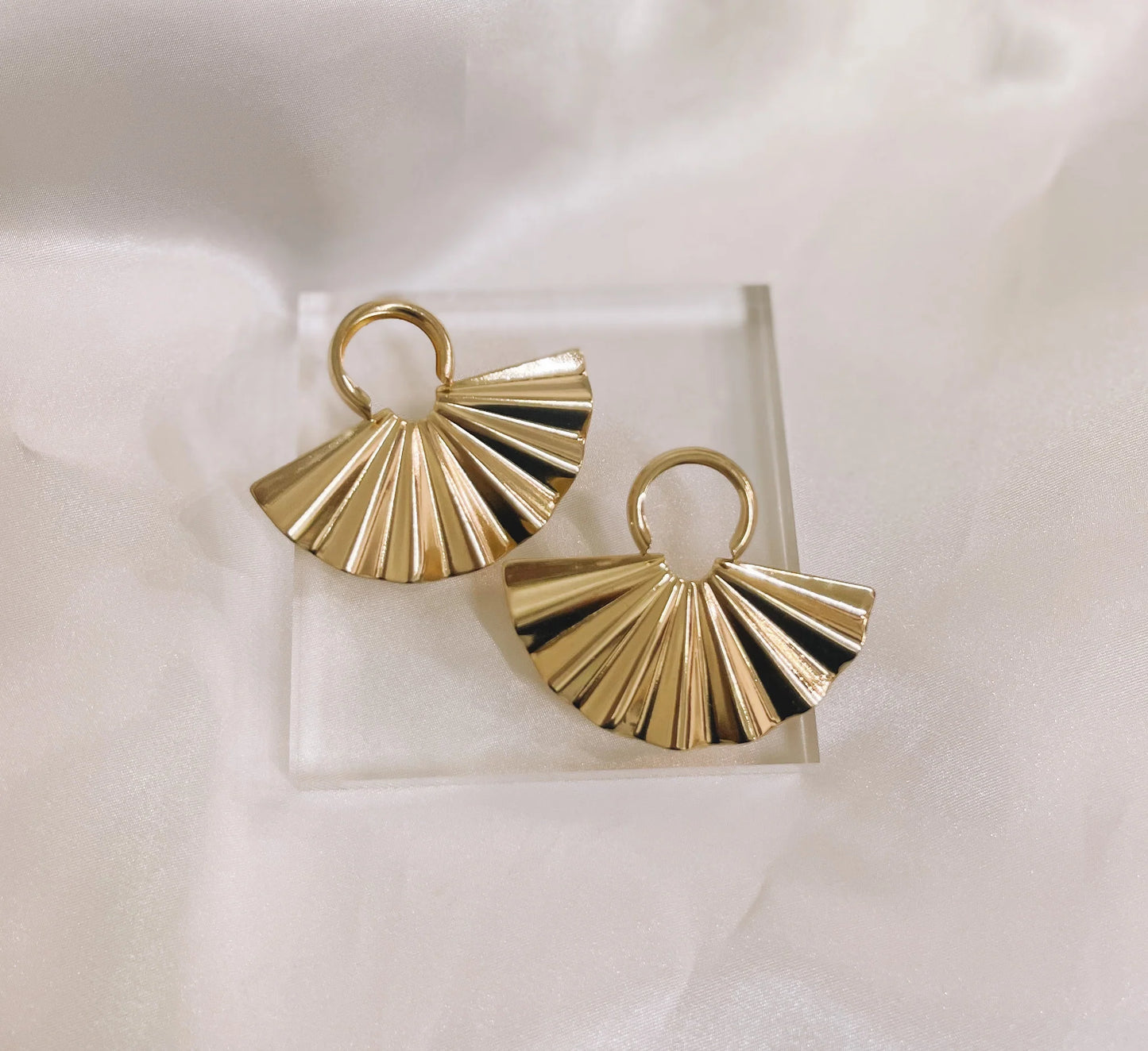 Aurora Fan Earrings