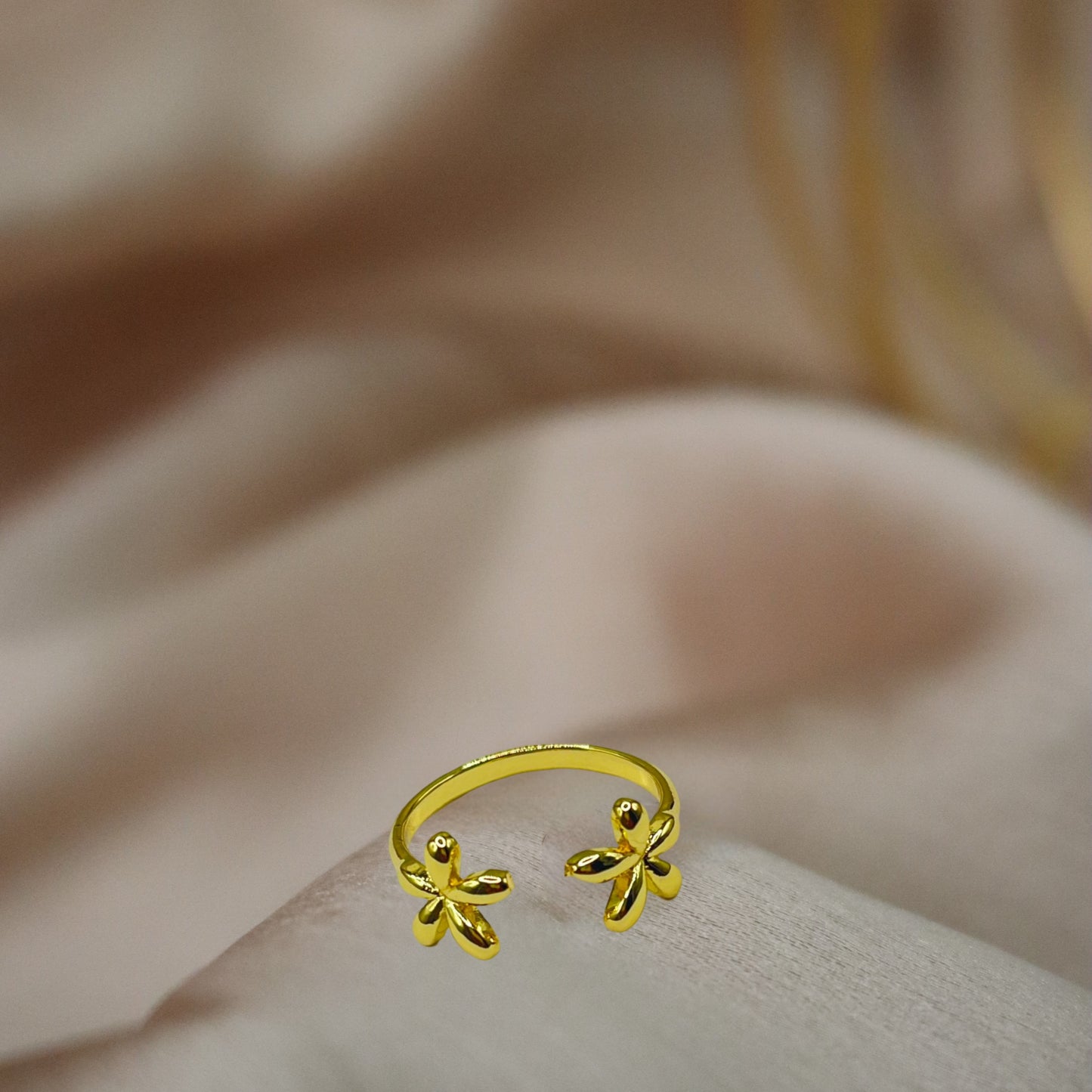 Twin Flora Ring