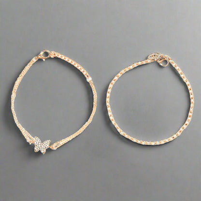 Yellow gold-plated butterfly anklet, hypoallergenic, anti-tarnish, and perfect for adding elegance to everyday outfits.