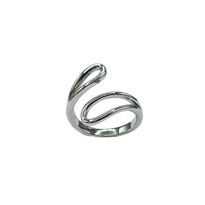 Flowing Curve Ring