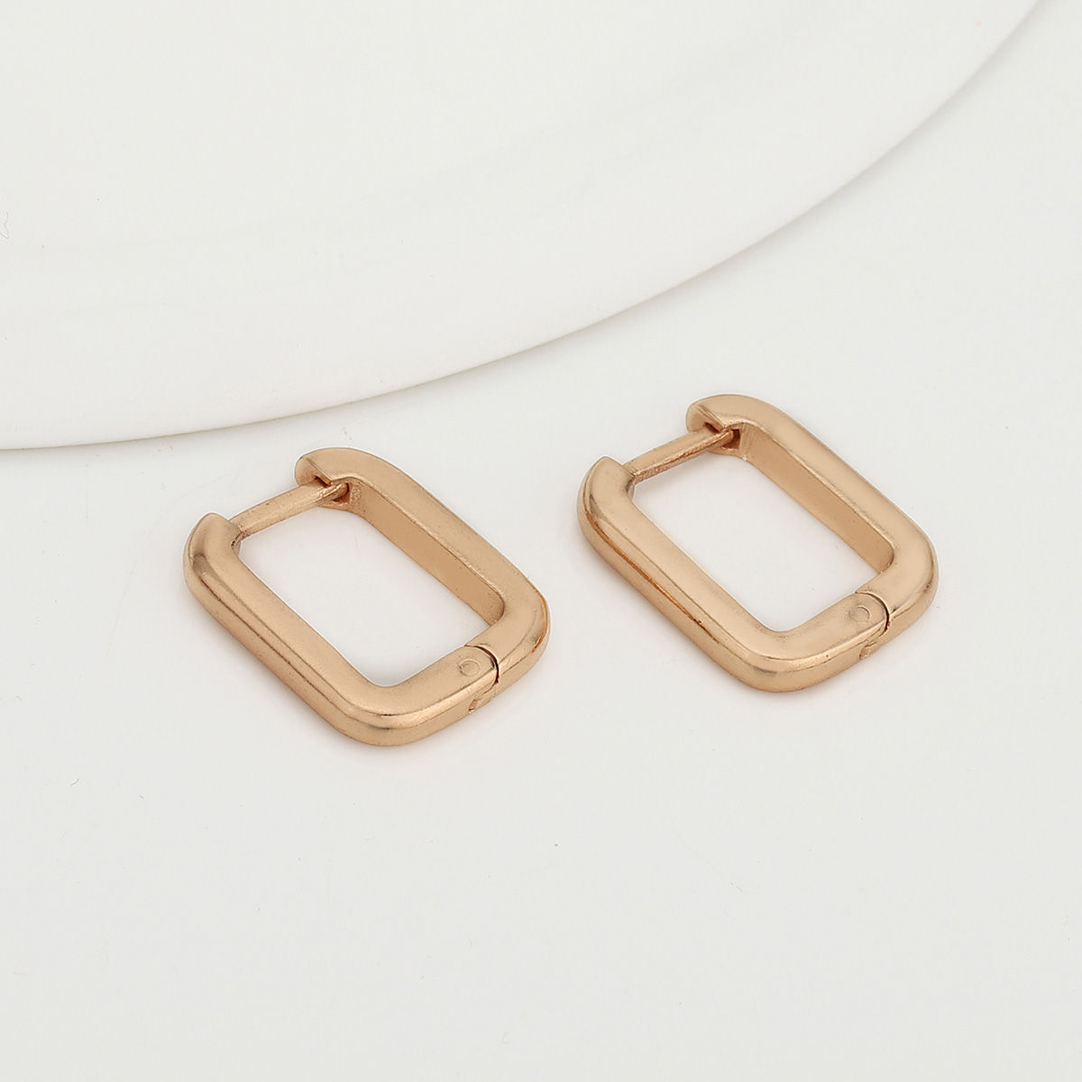 Minimalist U Studs